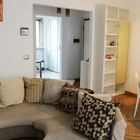 Arturo - Apartment *